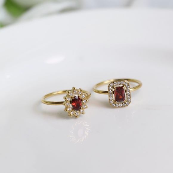 Gold Red Ruby Solitaire / Rectangle Zircon Ring - Picture 2 of 6
